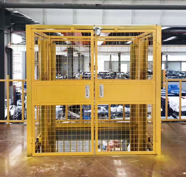 大余智能导轨式升降机亮相